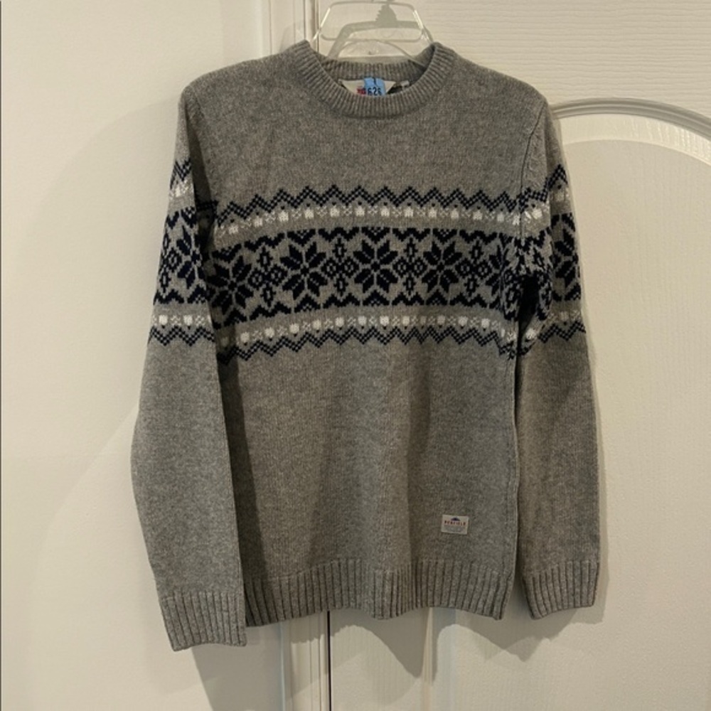 Penfield Gray and Navy Crewneck Sweater